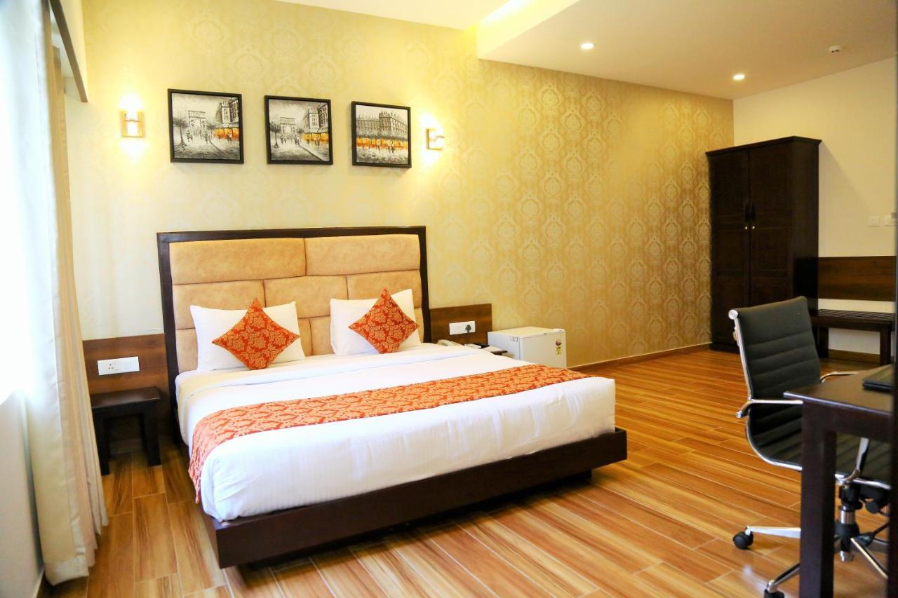 The Continentti Whitefield Hotel Bangalore Exterior photo
